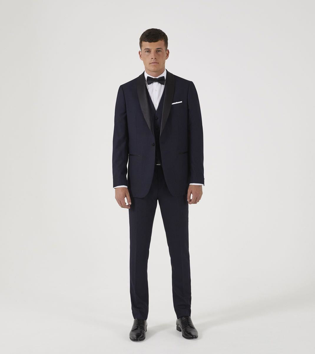 Skopes Men's Newman Dinner Waist Coat in Navy 34 to 62 Regular