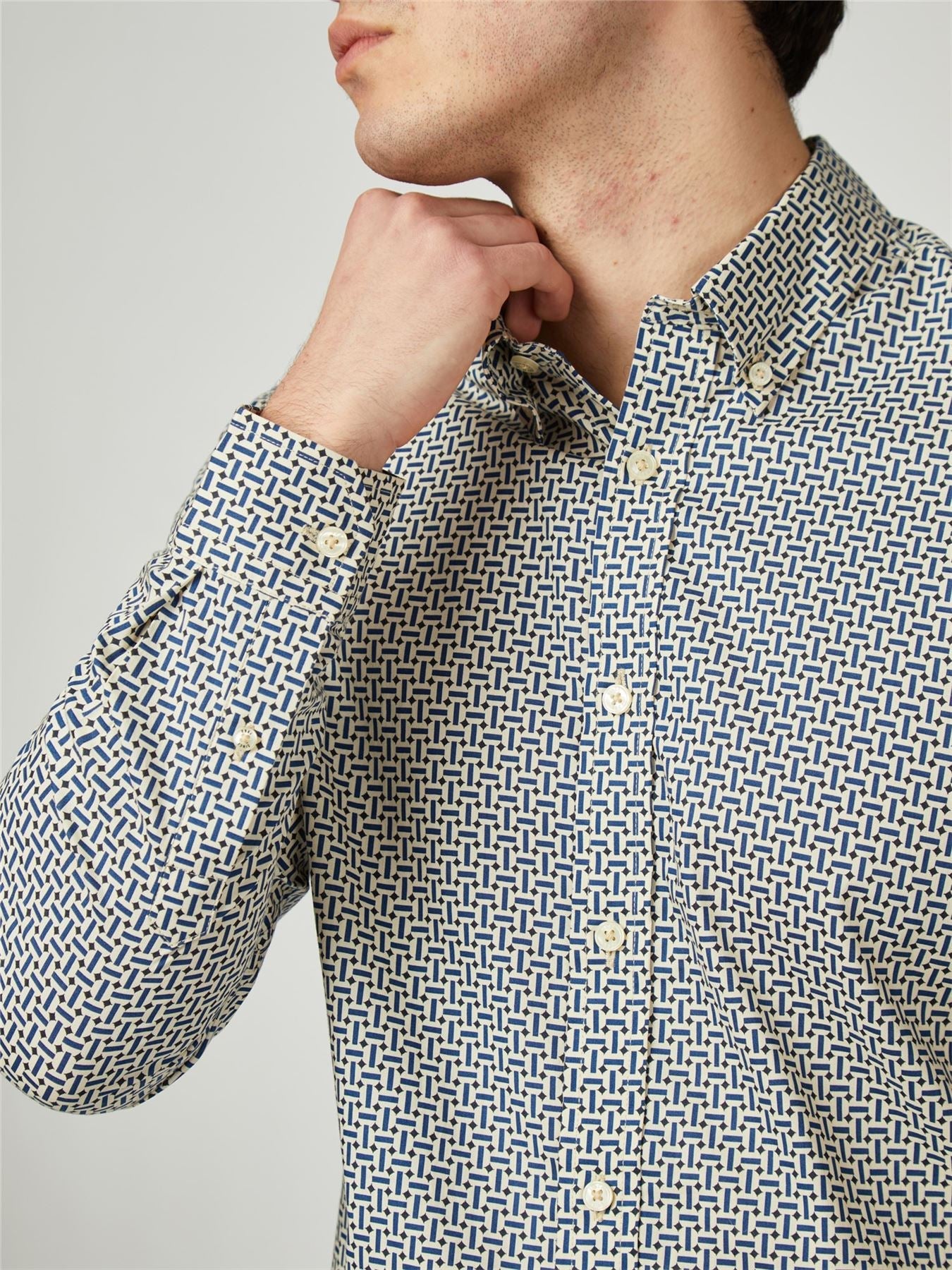 Ben Sherman Big Size Split Spot Print Long Sleeve Shirt For Men in Fog, 2XL-5XL