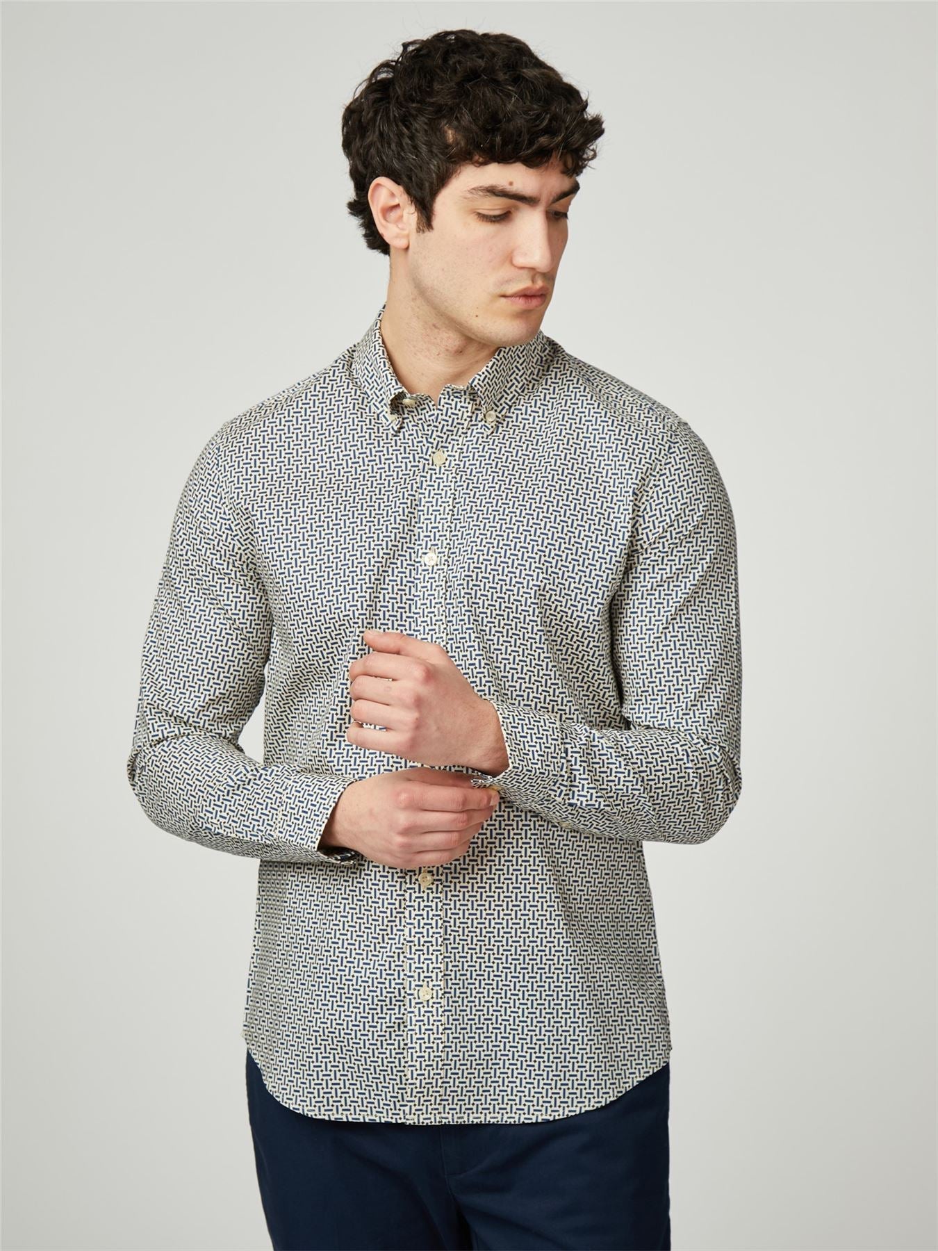 Ben Sherman Big Size Split Spot Print Long Sleeve Shirt For Men in Fog, 2XL-5XL